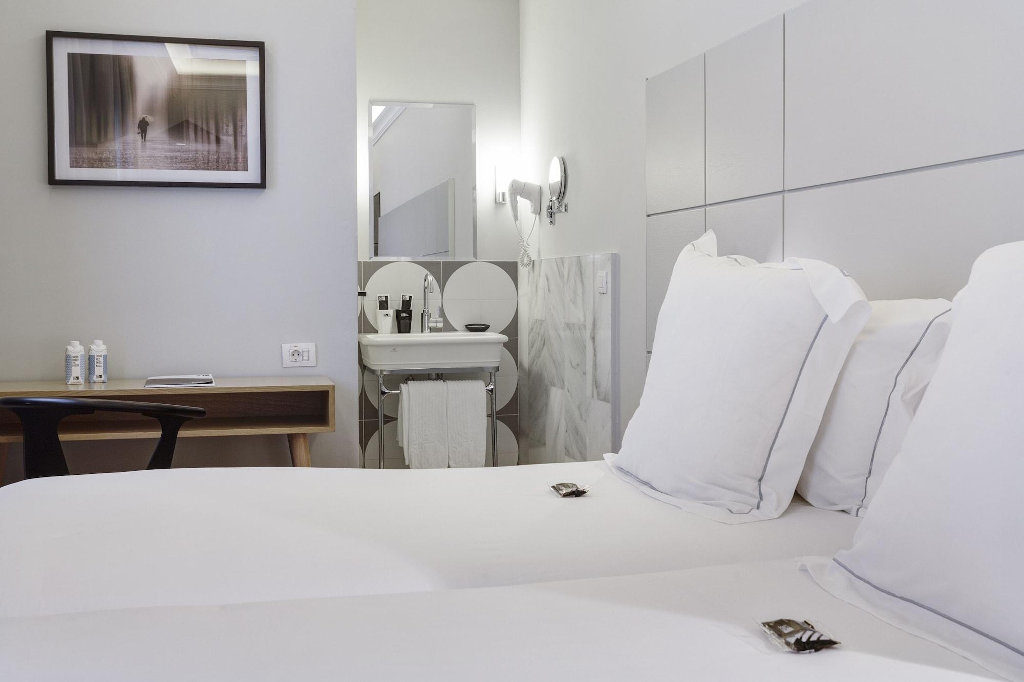 One Shot Recoletos Hotel