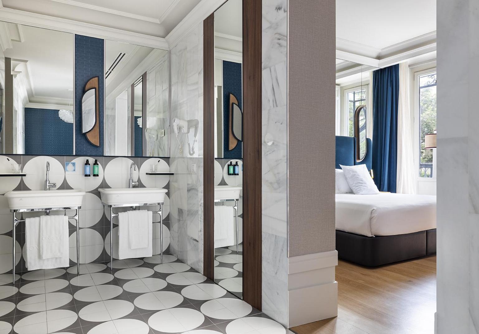 One Shot Recoletos Hotel