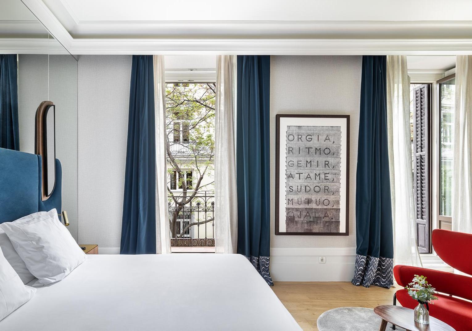 One Shot Recoletos 04 Hotel 4*